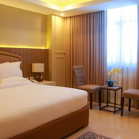 Iloilo Gateway Hotel And Suites Pavia Exterior foto