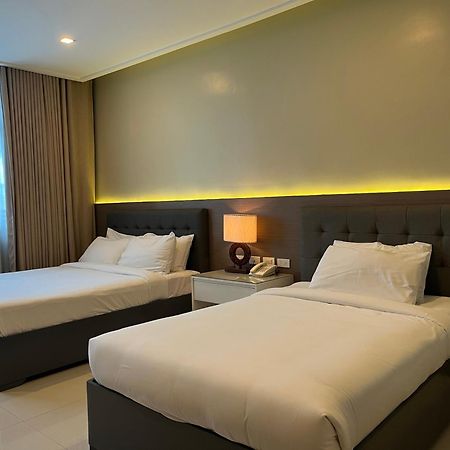 Iloilo Gateway Hotel And Suites Pavia Exterior foto